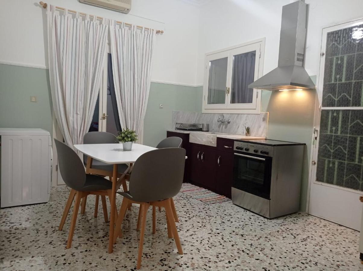 Danesi House Apartment Leonidio Luaran gambar