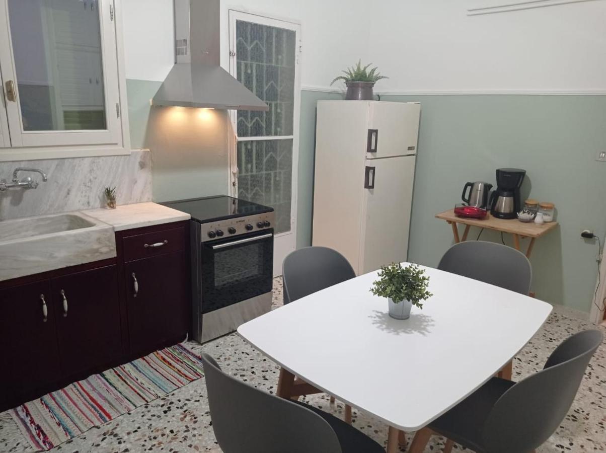 Danesi House Apartment Leonidio Luaran gambar